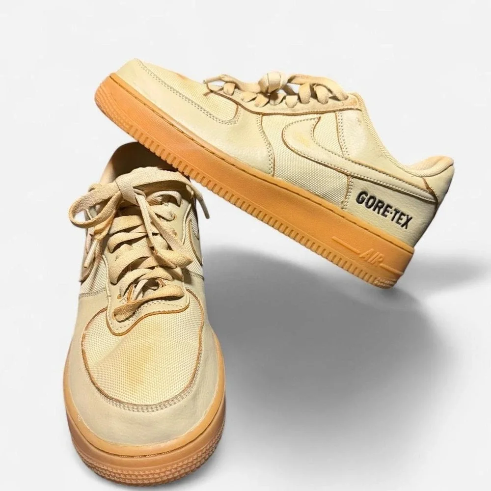 Nike Air Force 1 Low Gore-Tex Team Gold Shoes Size Mens 7.5 Women's 8.5